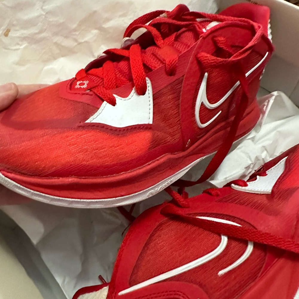 Kyrie 5 Lows